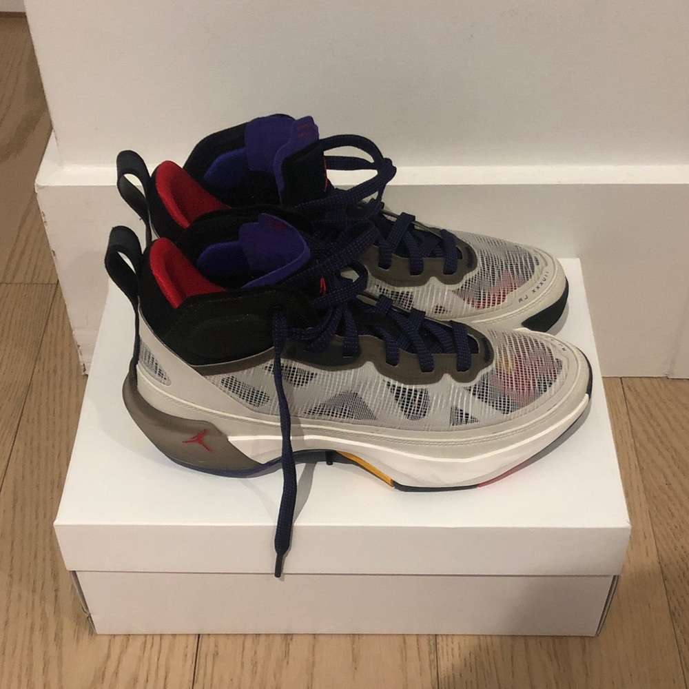 Air Jordan 37 light bone - Picture 3 of 8